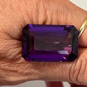 Elegant Purple Gemstone Ring